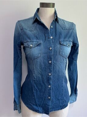 Zara Women's Fitted Denim Button-Down Shirt - Blue
